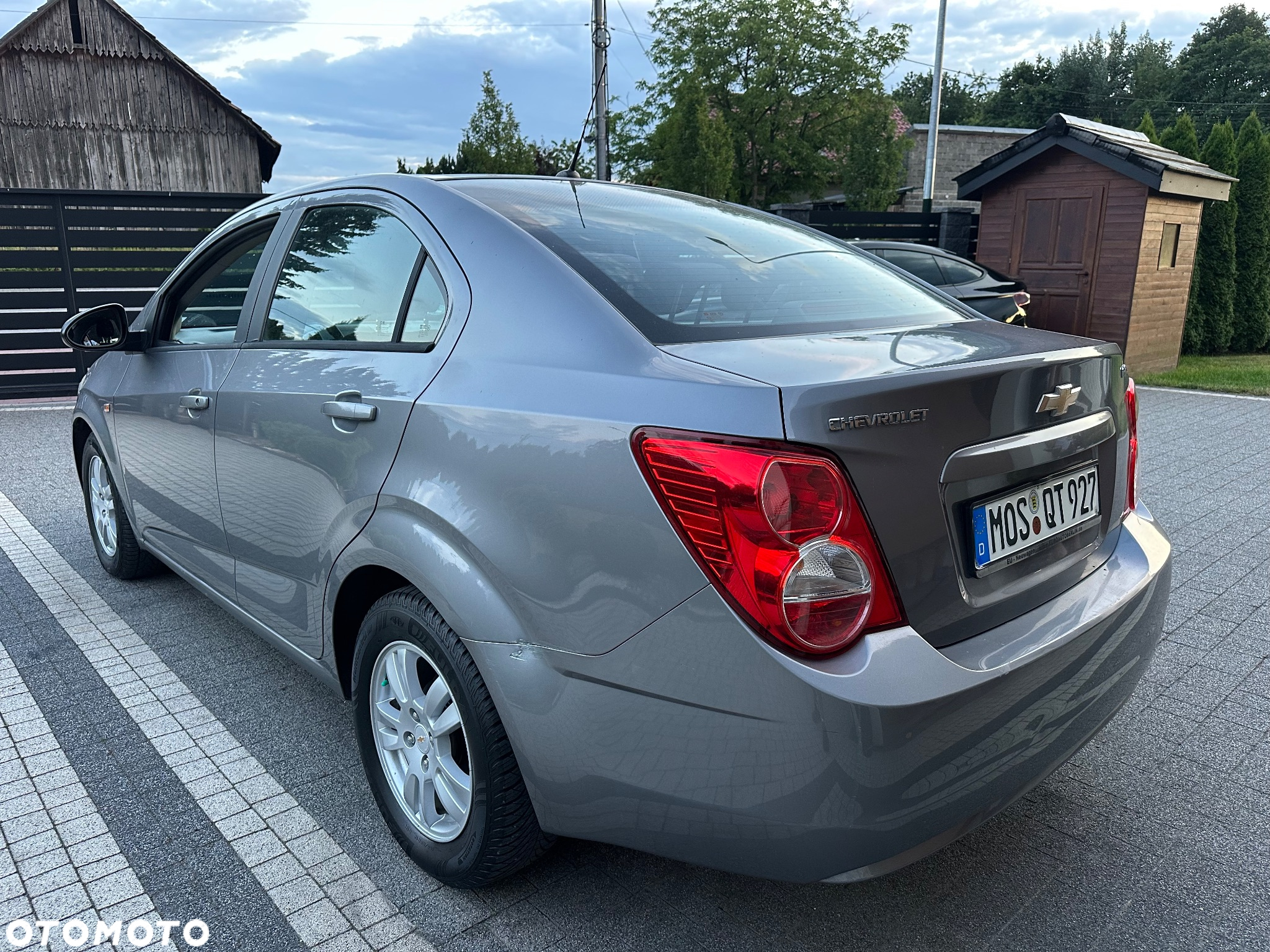 Chevrolet Aveo 1.4 LT - 12