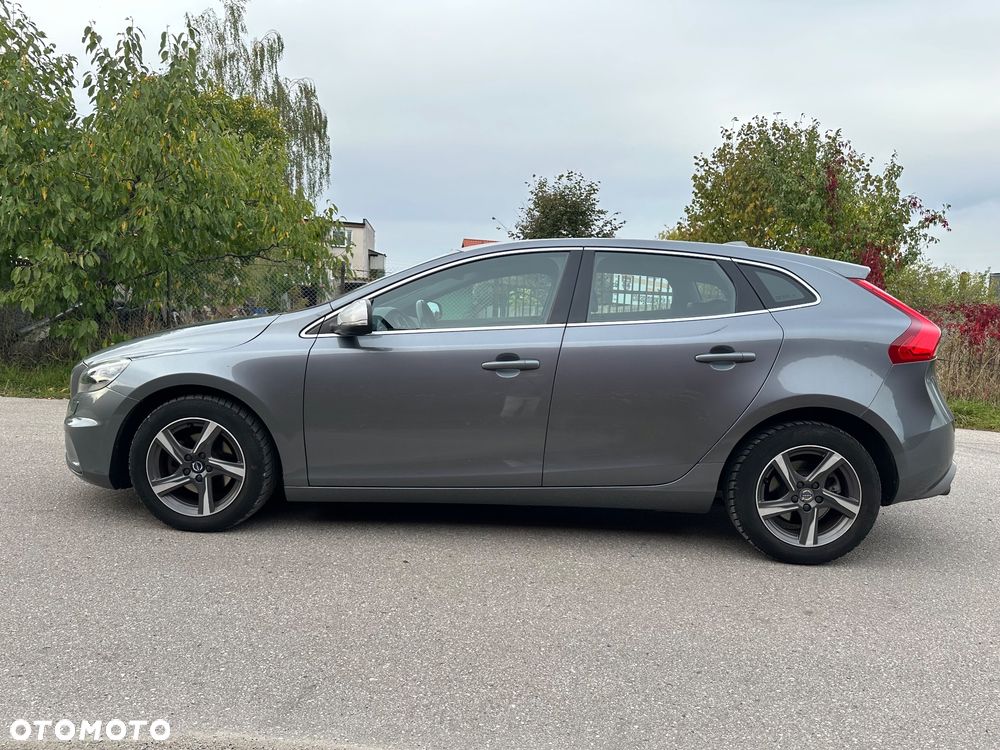 Volvo V40 - 2