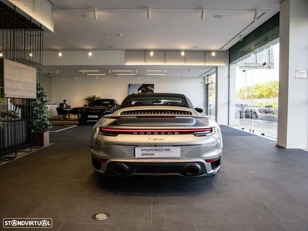Porsche 911 (992) Turbo PDK - 16
