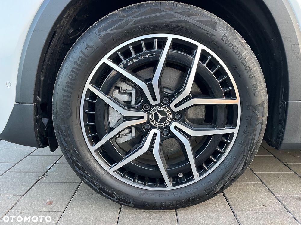 Mercedes-Benz EQB 350 66.5kWh 4-Matic AMG Line - 31