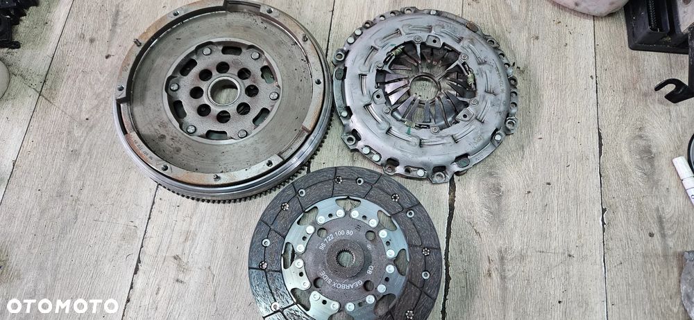 Sprzęgło koło dwumasowe tarcza docisk Peugeot 508 I 3008 C4 Picasso 2,0 HDI LUK 9800777080 - 2