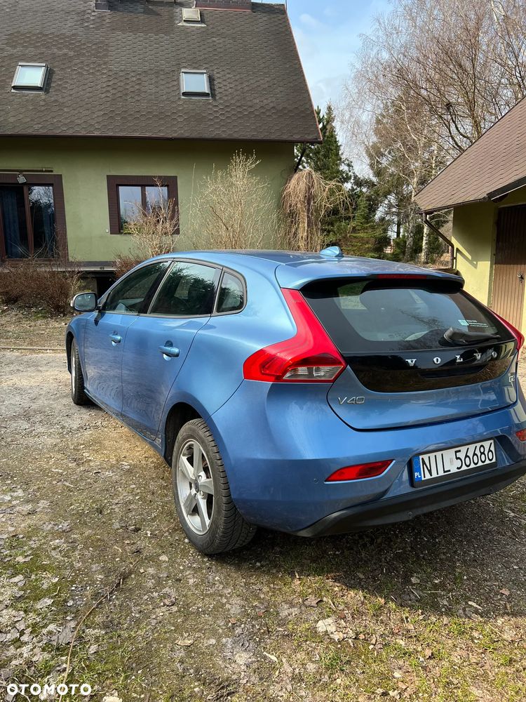Volvo V40 D2 Drive-E Momentum - 6