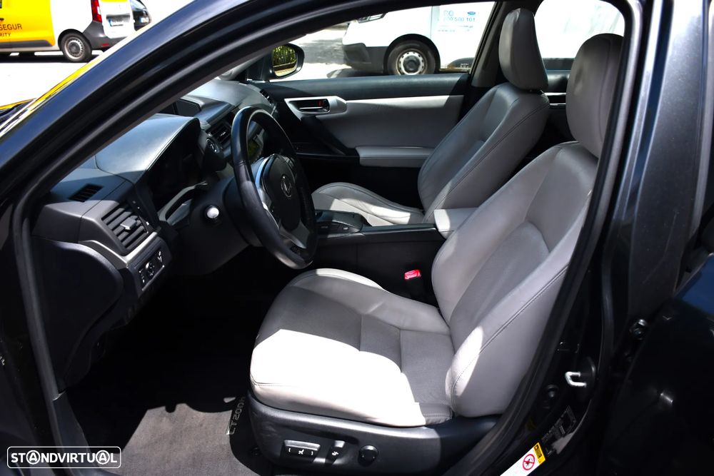 Lexus CT 200h 4E P.Executive+Tecto de Abrir - 11