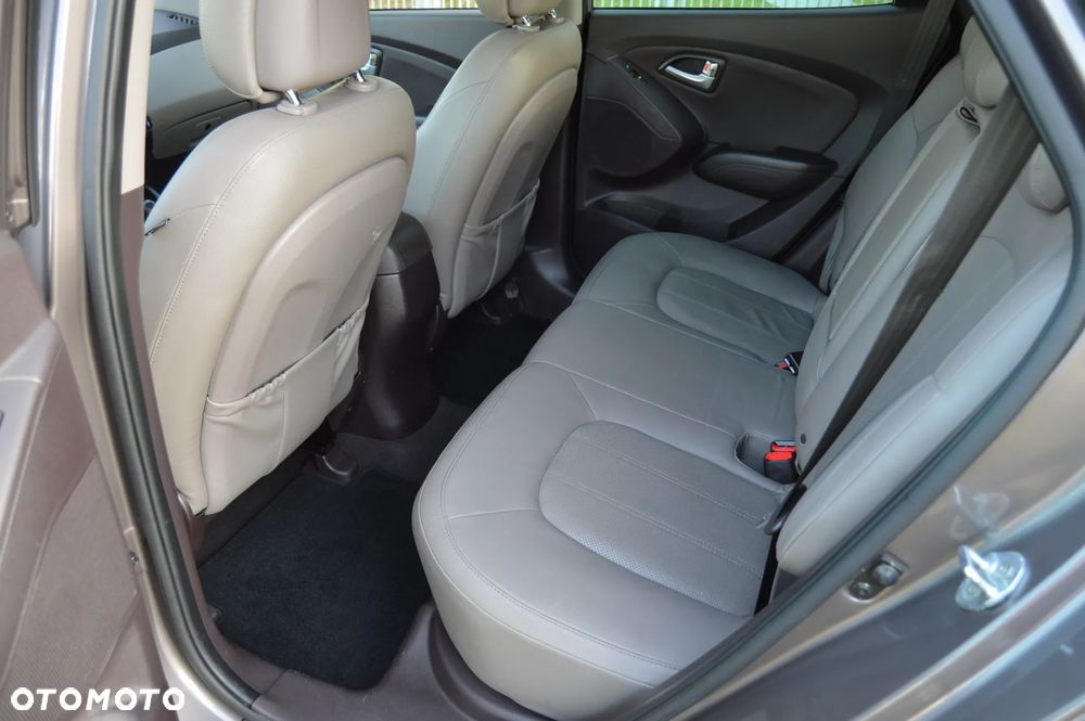 Hyundai ix35 2.0 CRDi 4WD Automatik Premium - 31