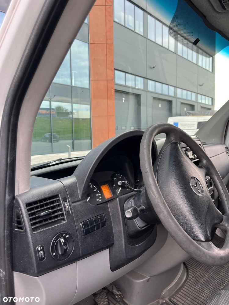 Mercedes-Benz SPRINTER - 3