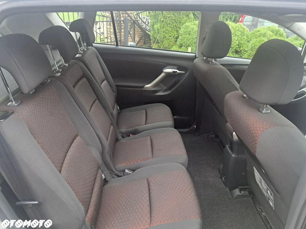 Toyota Verso 1.8 5-Sitzer Edition S+ - 17