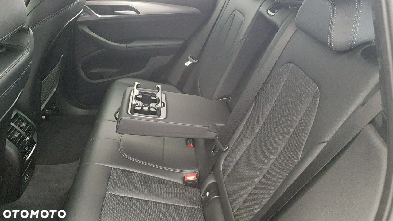 BMW X3 - 22