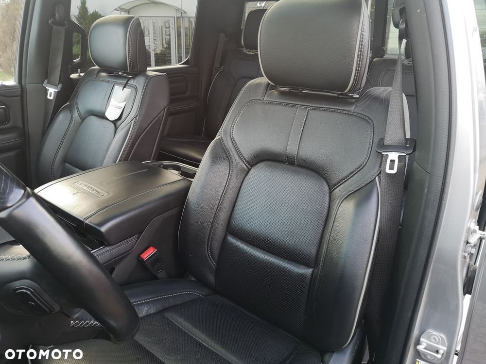 RAM 1500 - 29