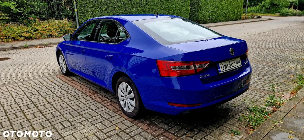 Skoda Superb 1.5 TSI ACT Active DSG - 5