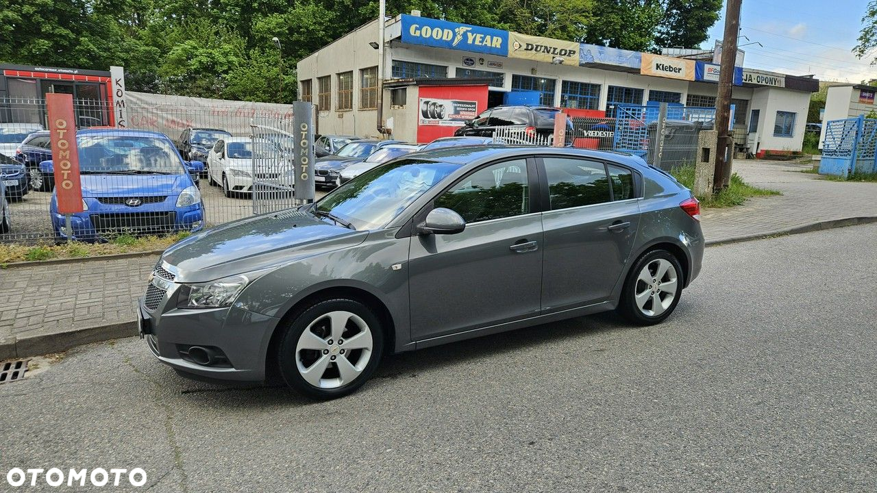 Chevrolet Cruze 1.8 LT - 2
