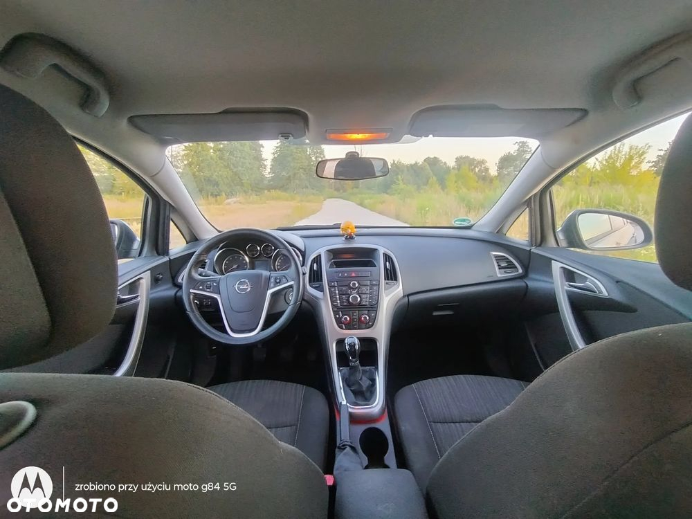 Opel Astra 1.4 EcoFLEX Edition - 9