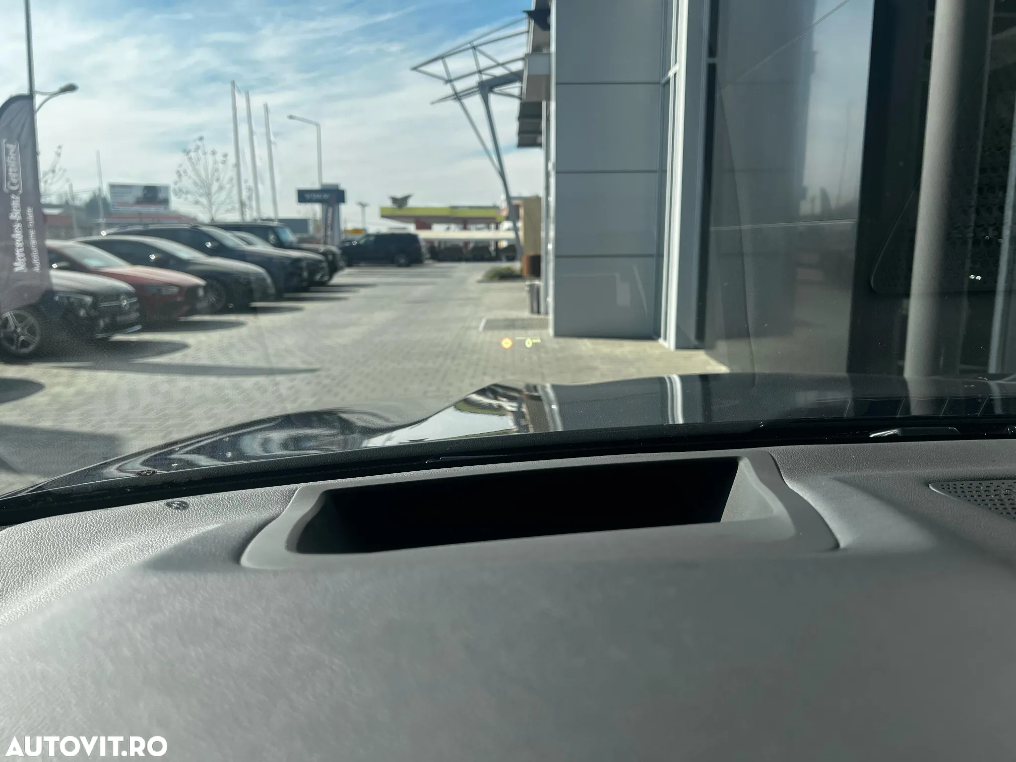 BMW X5 M M50i - 24
