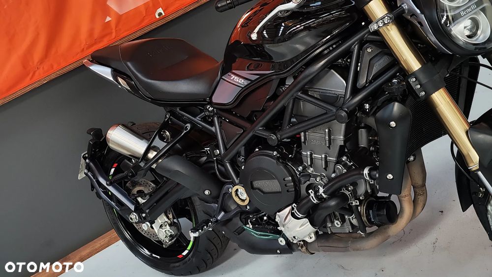Benelli 752 S - 19