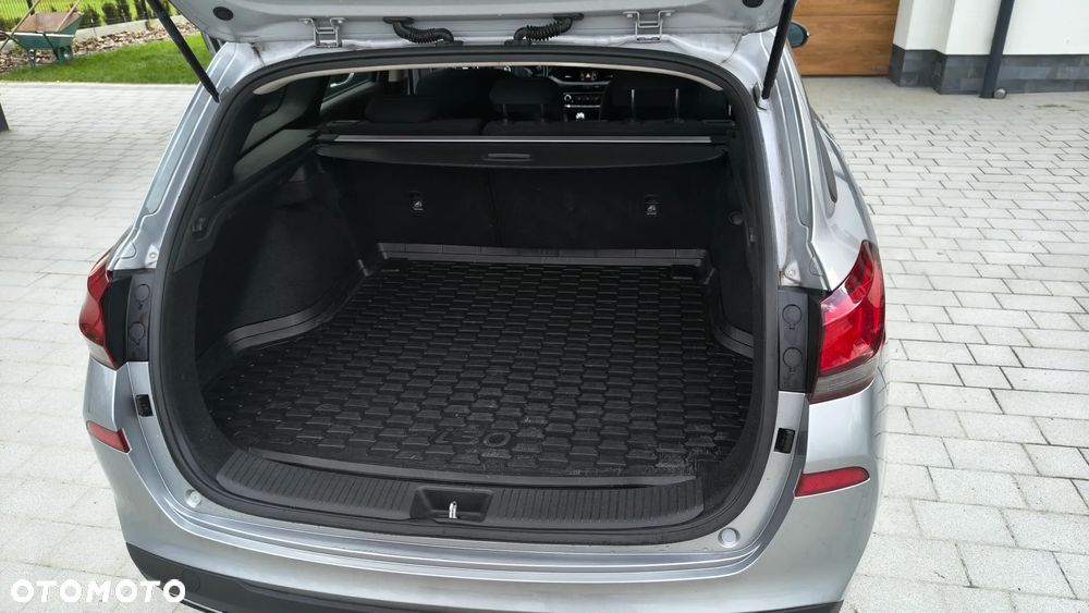 Hyundai i30 1.0 T-GDI Modern - 12