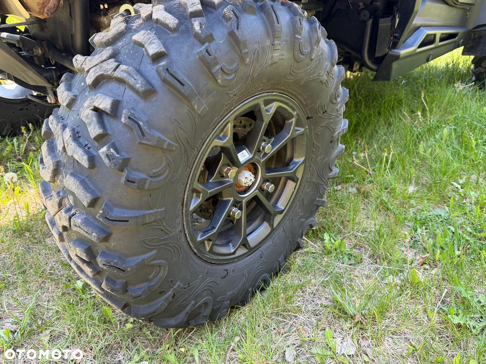 Polaris RZR - 12