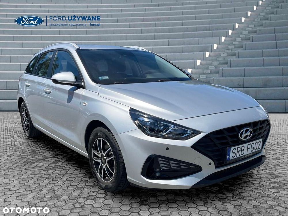 Hyundai i30 1.5 DPI Classic + - 3