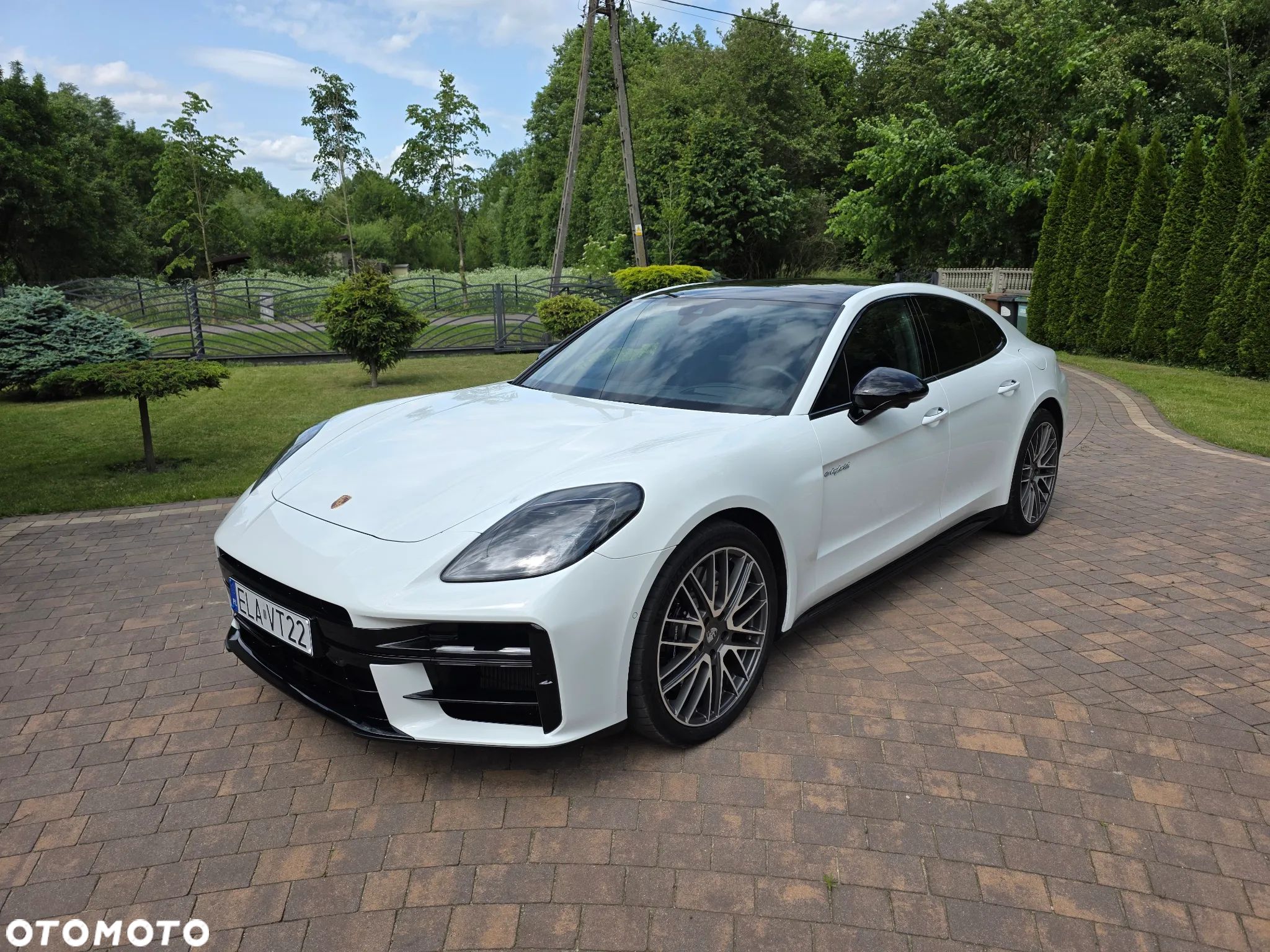 Porsche Panamera - 1