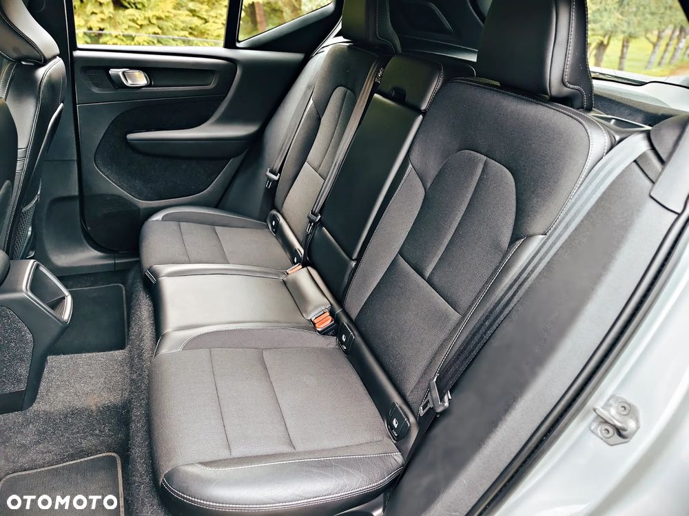 Volvo XC 40 D3 Geartronic Momentum - 26