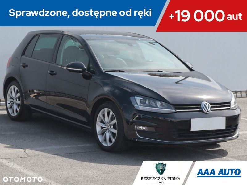 Volkswagen Golf - 2