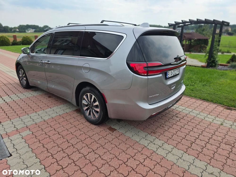 Chrysler Pacifica - 7