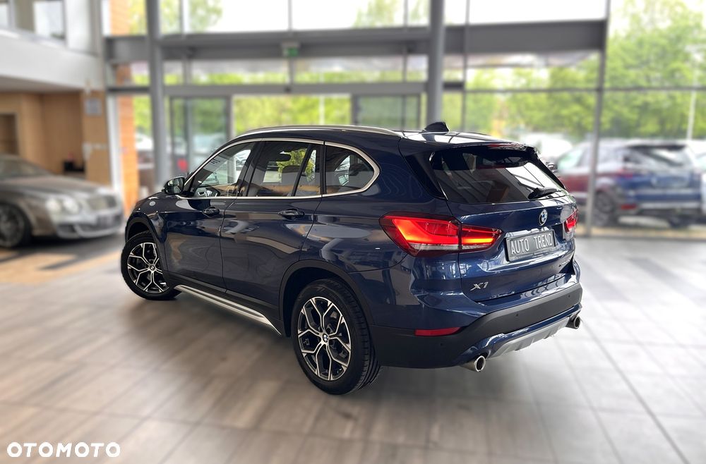 BMW X1 xDrive20d Sport Line - 5