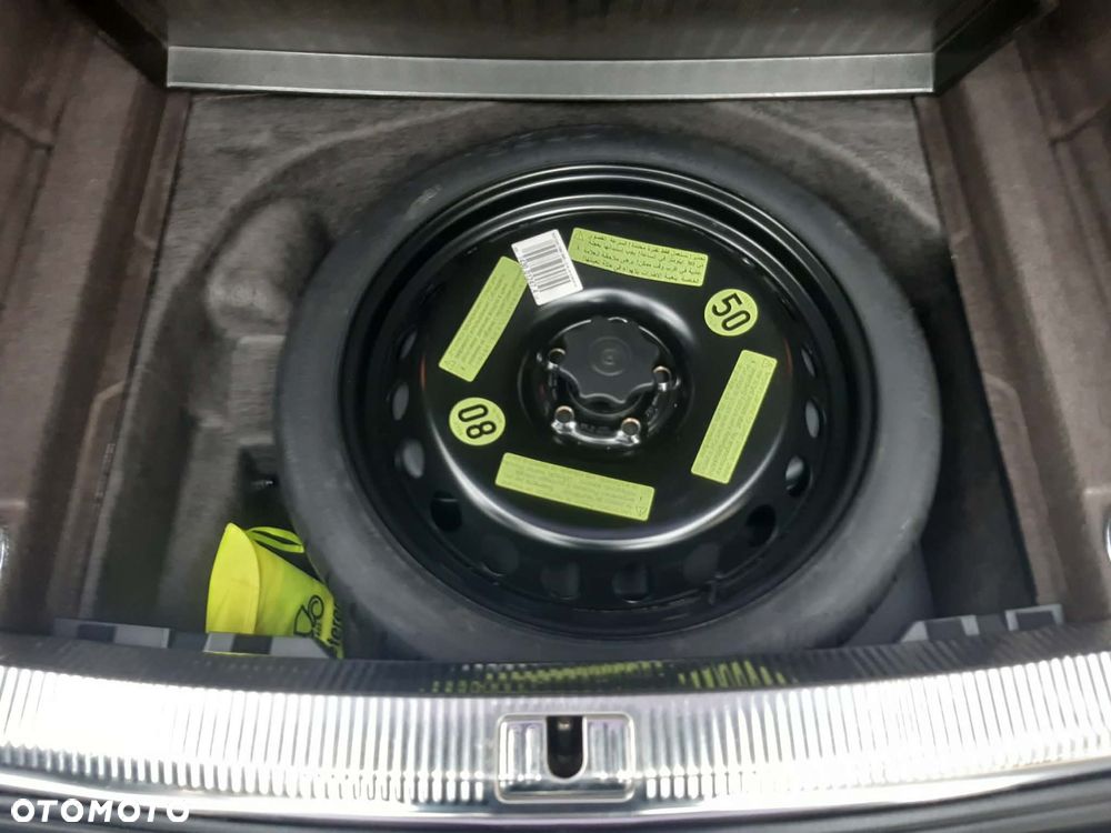 Audi A4 Avant 2.0 TDI - 13