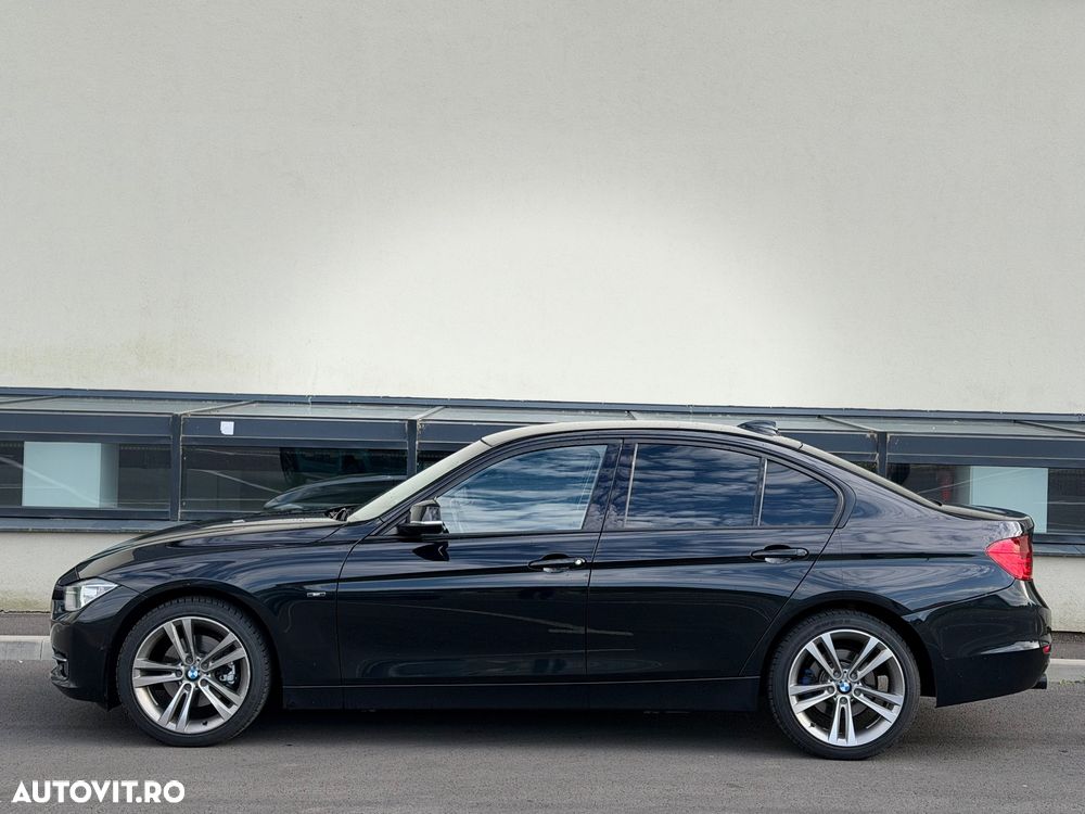 BMW Seria 3 320d Sport Line - 5