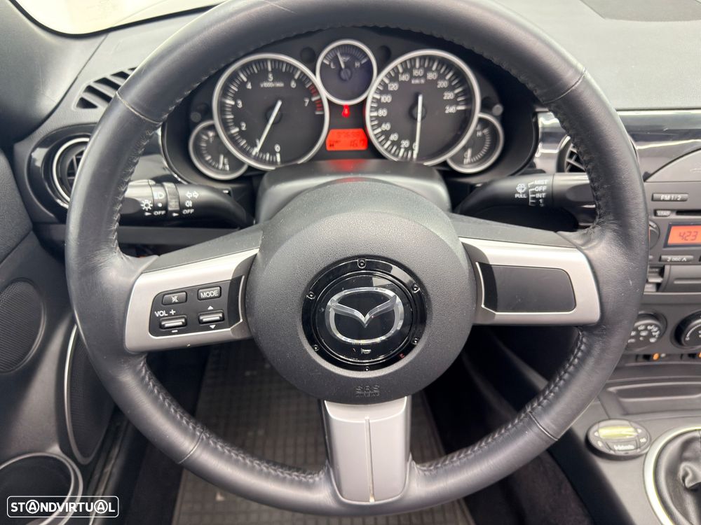Mazda MX-5 MZR 1.8 Exclusive Plus - 28