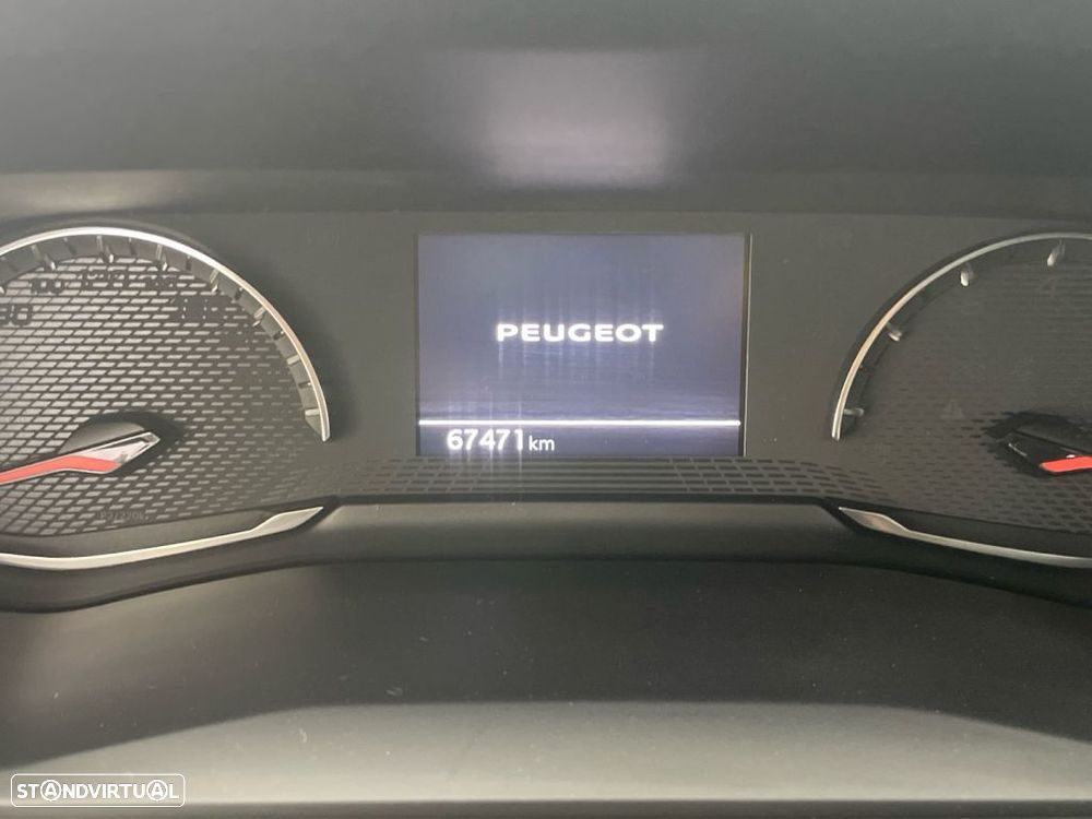Peugeot 208 1.2 PureTech Active - 9