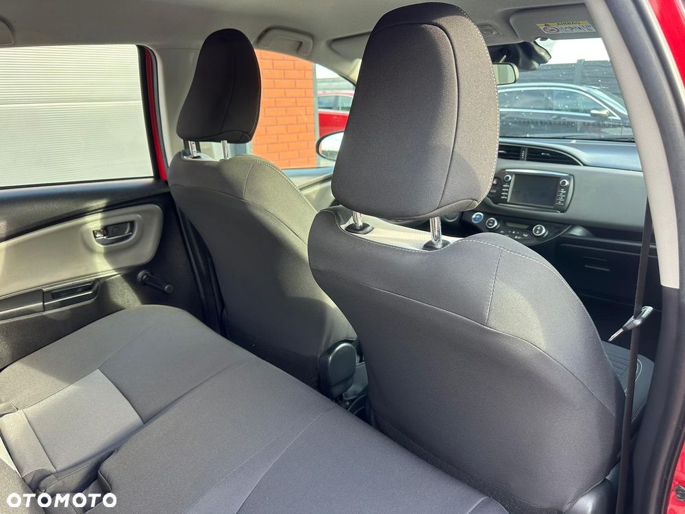 Toyota Yaris Hybrid 100 Active EU6 - 13