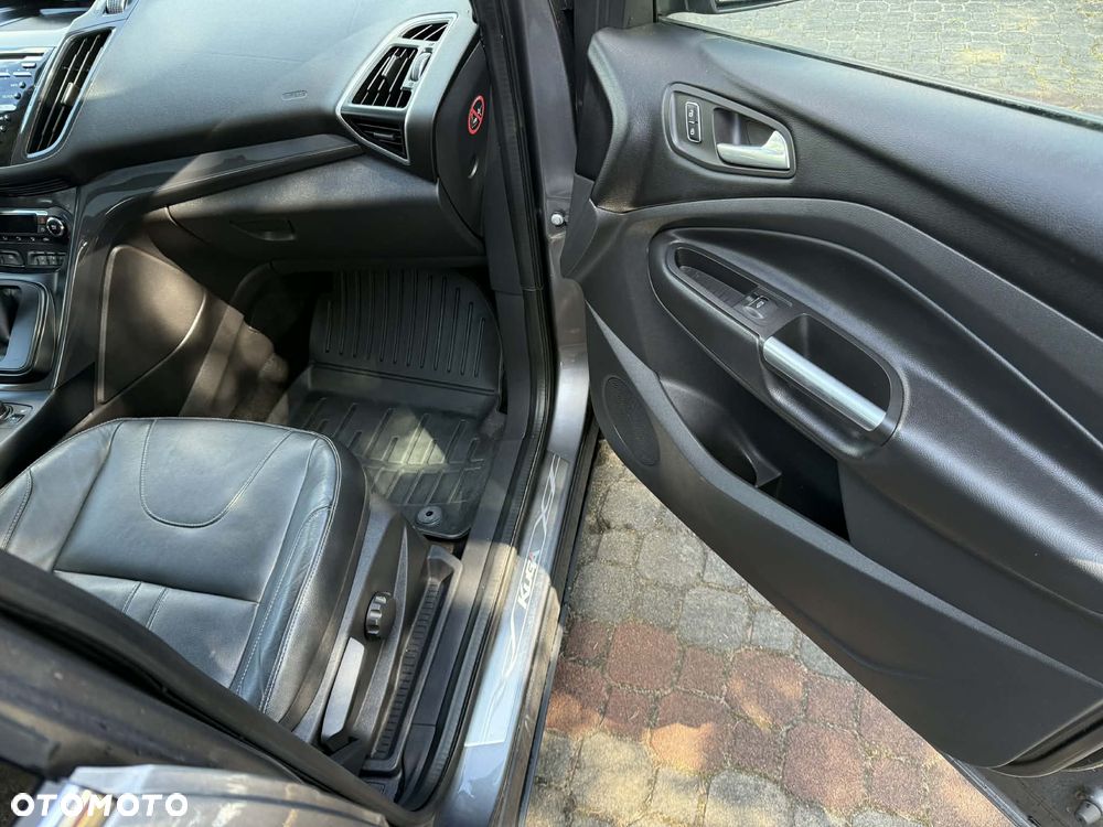 Ford Kuga 2.0 TDCi 4WD Titanium Plus - 25