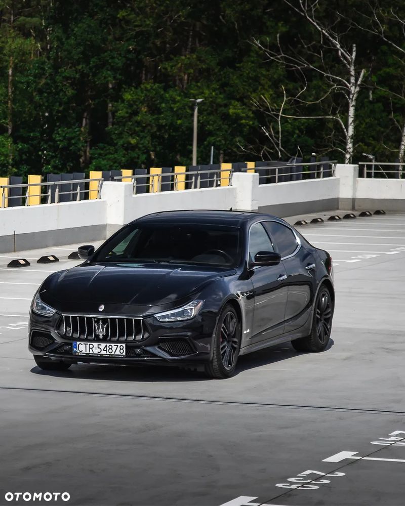 Maserati Ghibli S GranSport - 14