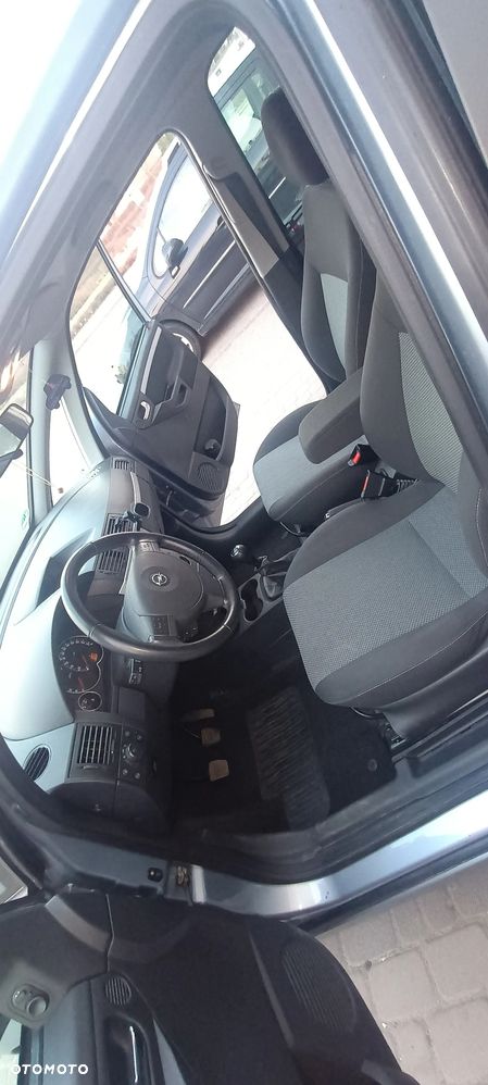 Opel Meriva 1.4 - 4