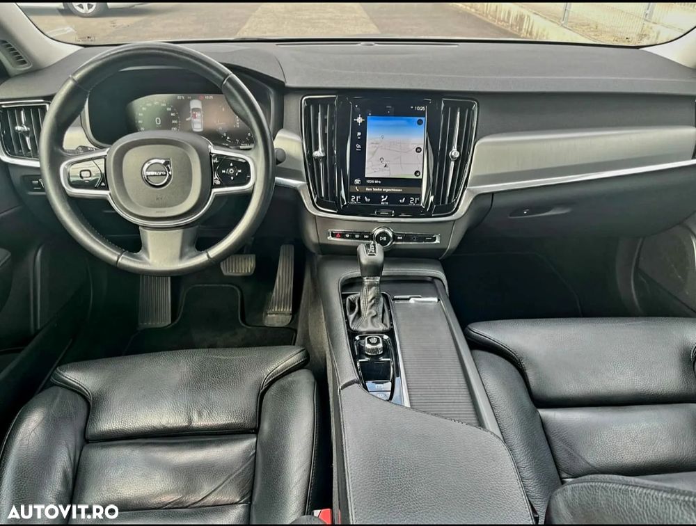 Volvo S90 D3 Geartronic Momentum Pro - 11