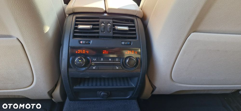 BMW Seria 5 535d xDrive - 9