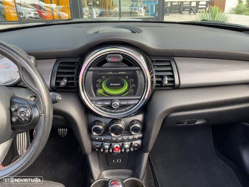 MINI 3 Portas Cooper D - 40