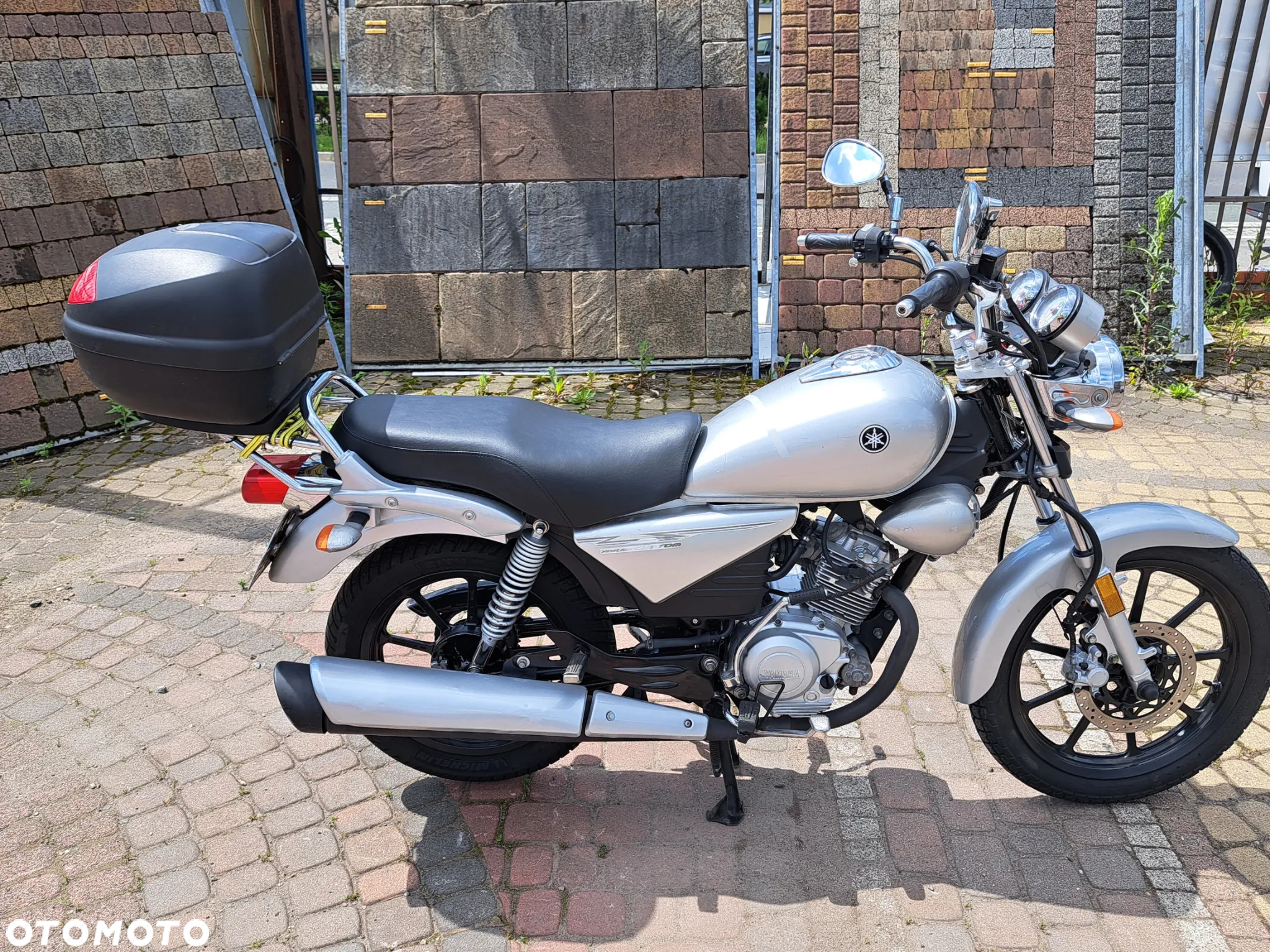 Yamaha YBR - 26
