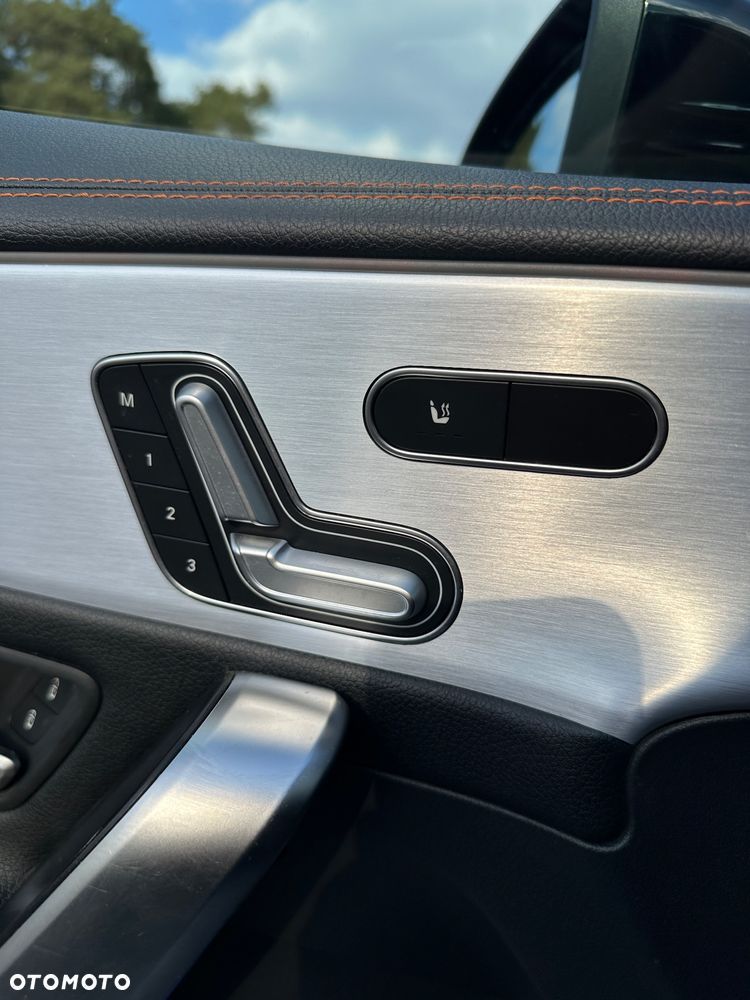 Mercedes-Benz CLA 200 d 8G-DCT Edition 1 - 18