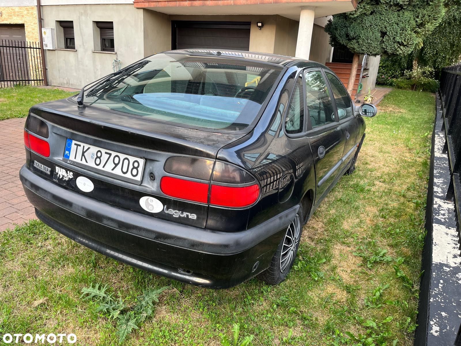 Renault Laguna 1.8 RN - 1