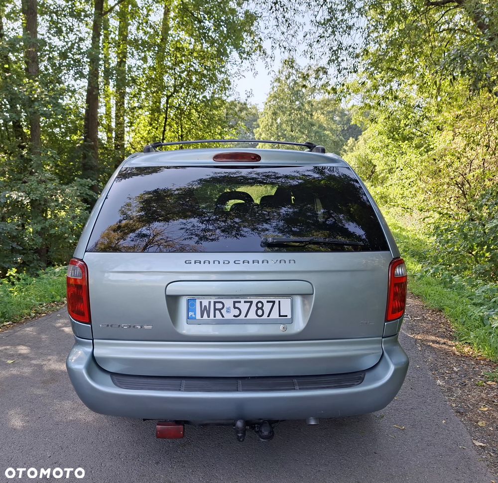 Chrysler Grand Voyager 3.3 LX - 12