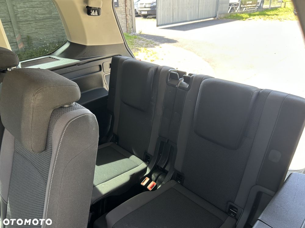 Volkswagen Touran 1.6 TDI BMT Trendline - 16