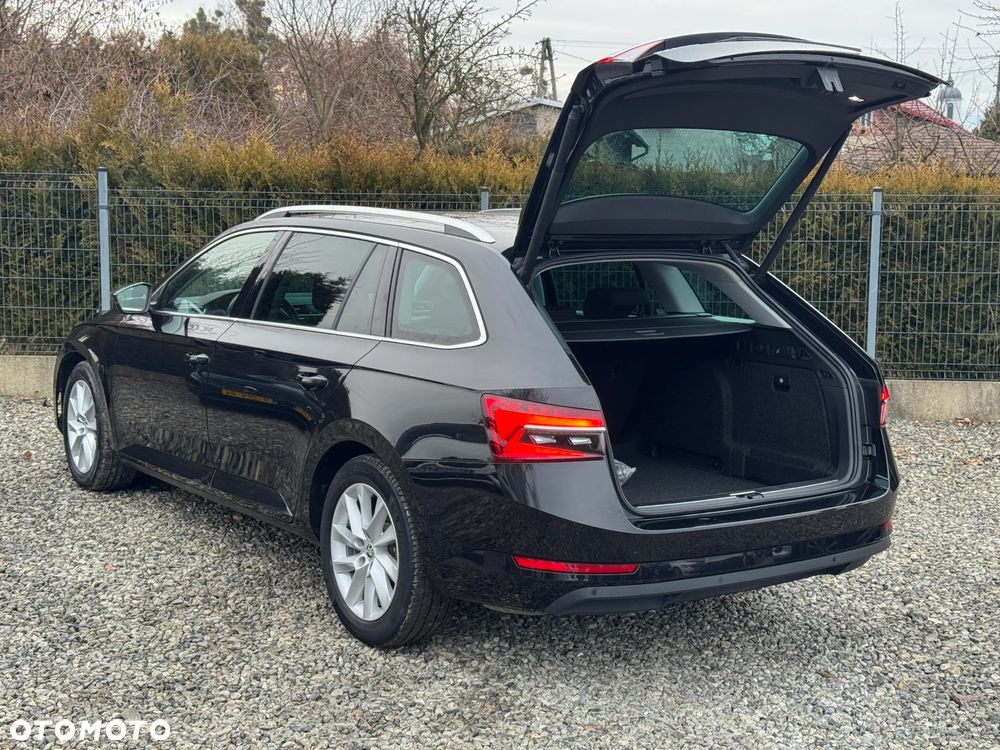 Skoda Superb 1.5 TSI Style DSG - 32