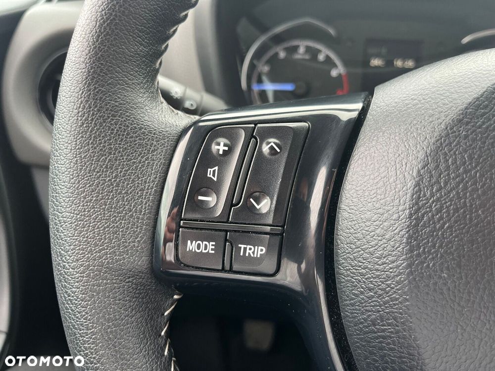 Toyota Yaris - 13
