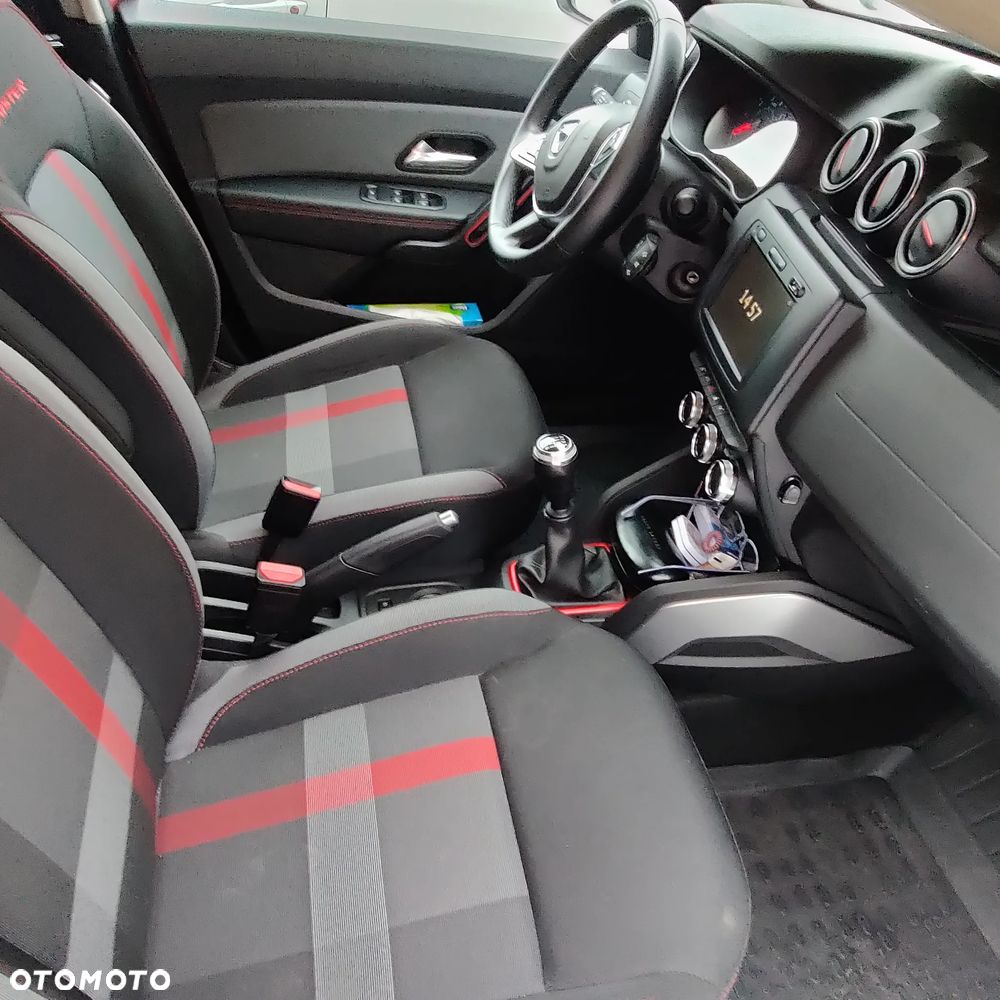 Dacia Duster 1.3 TCe FAP Techroad - 11