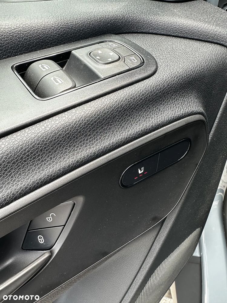 Mercedes-Benz Sprinter - 12