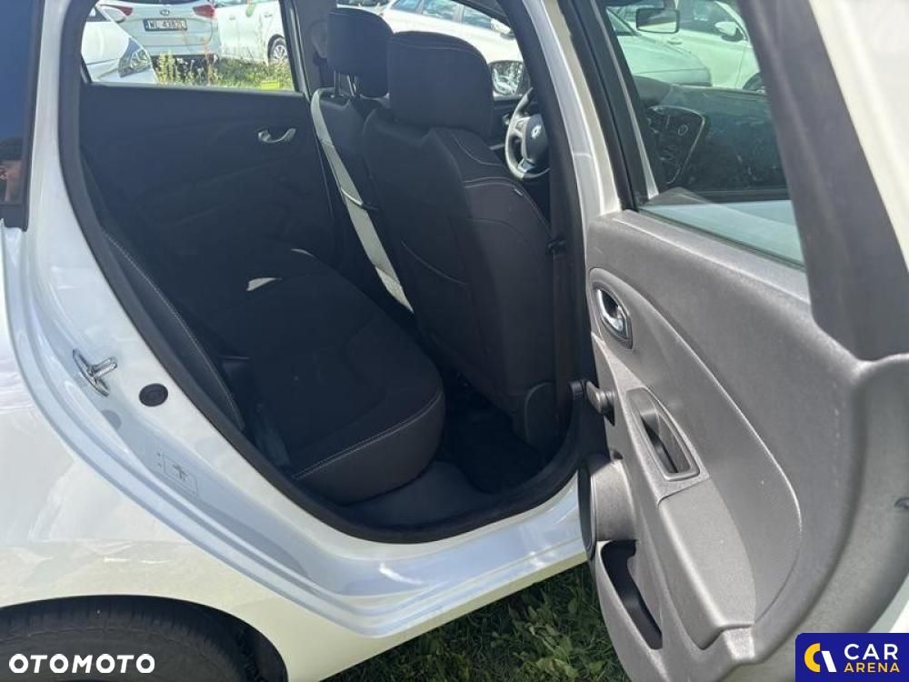Renault Clio - 22