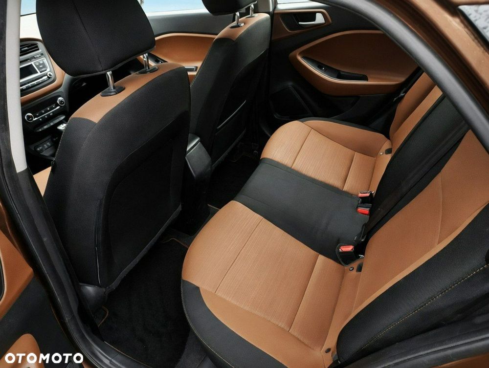 Hyundai i20 - 8