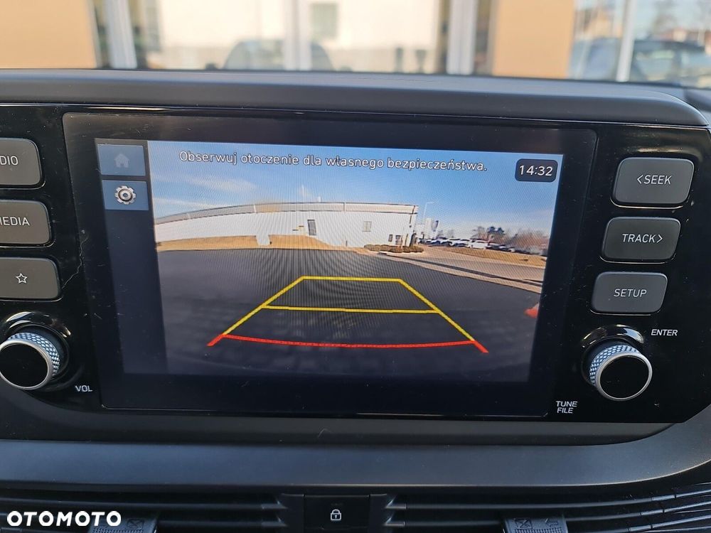 Hyundai i20 1.2 Pure - 22