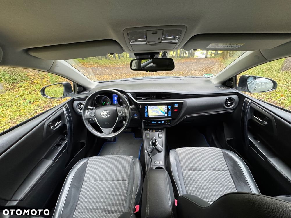 Toyota Auris 1.8 Executive - 21