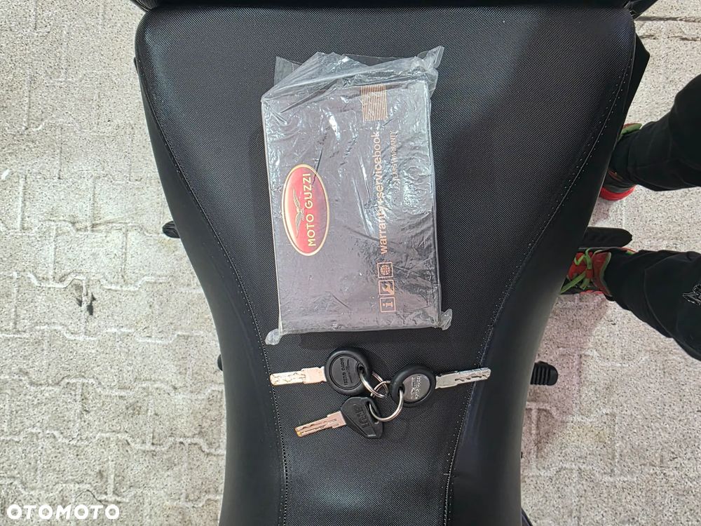 Moto Guzzi Stelvio - 29